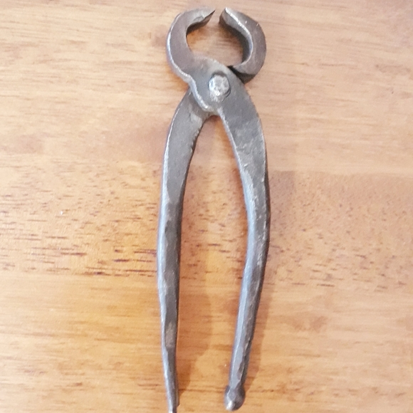Antique #6 Forged Primitive Farrier Tool Nipper Pincer Nail Remover - Picture 10 of 10
